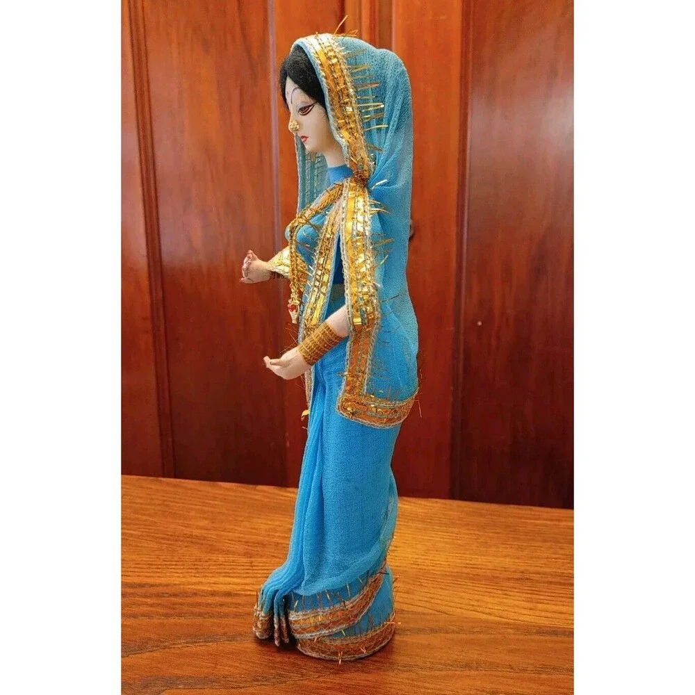 VTG Beautiful Details Handmade Indian Woman Saree Traditional Wearing Doll
